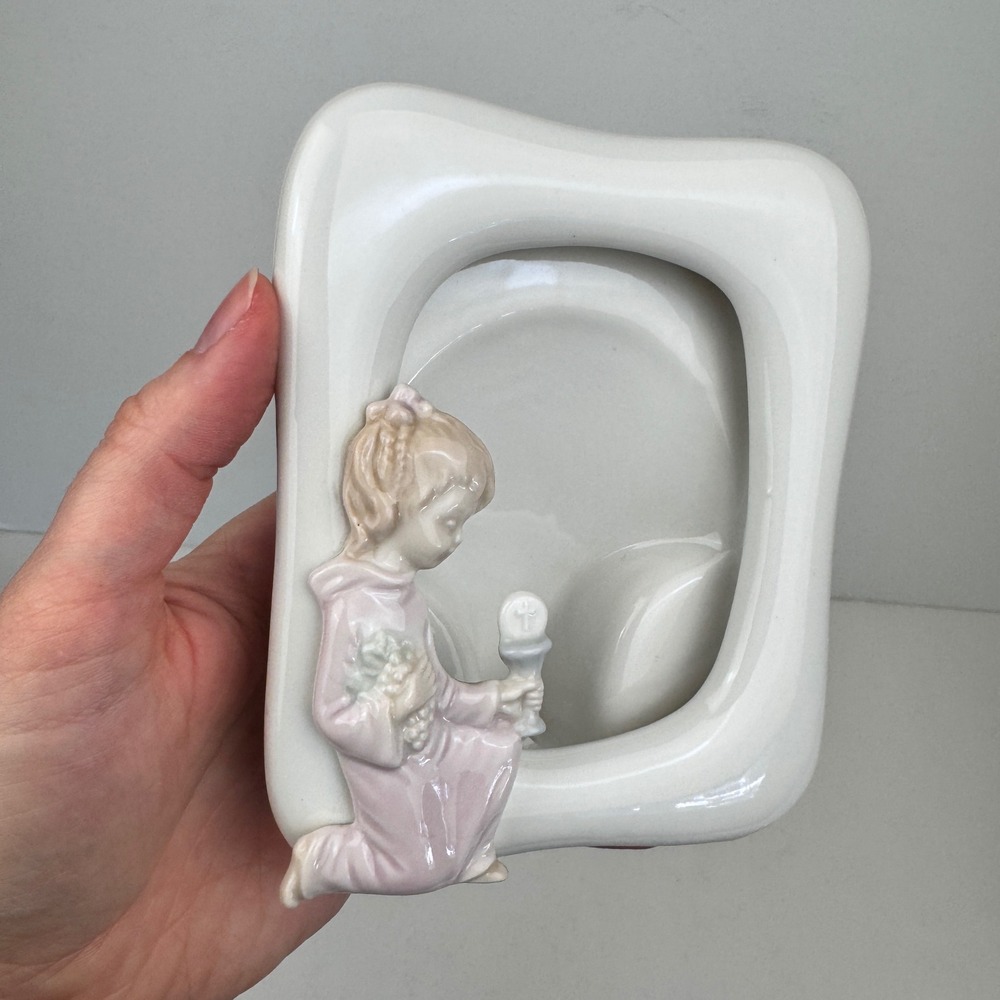 Vtg Porcelain Ceramic First Holy Communion Tabletop Picture Frame Caucasian Girl